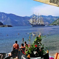 Rent two apartments in a private 3-storey house in Kotor District Kindness 2