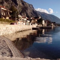 Rent two apartments in a private 3-storey house in Kotor District Kindness 2