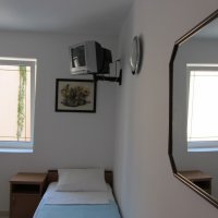 Room № 2 for rent in Rafailovići, 35 m from the beach