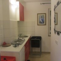 Studio apartment № 1 on the third floor for rent in Rafailovići, 35 m from the beach