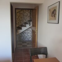 Room № 4, floor 2, for rent in Rafailovići, 35 m from the beach