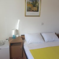 Room № 4, floor 2, for rent in Rafailovići, 35 m from the beach