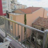 Room № 2 on the third floor for rent in Rafailovići, 35 m from the beach