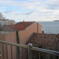 Room № 2 on the third floor for rent in Rafailovići, 35 m from the beach