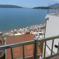 Apartment № 1 on the fifth floor for rent in Rafailovići, 35 m from the beach