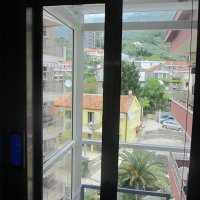 Apartment № 1 on the fifth floor for rent in Rafailovići, 35 m from the beach