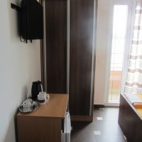 Room № 2 on the fifth floor for rent in Rafailovići, 35 m from the beach